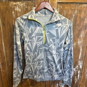 NIKE Dri-Fit Running Quarter Zip Top Gray Abstract Size Medium